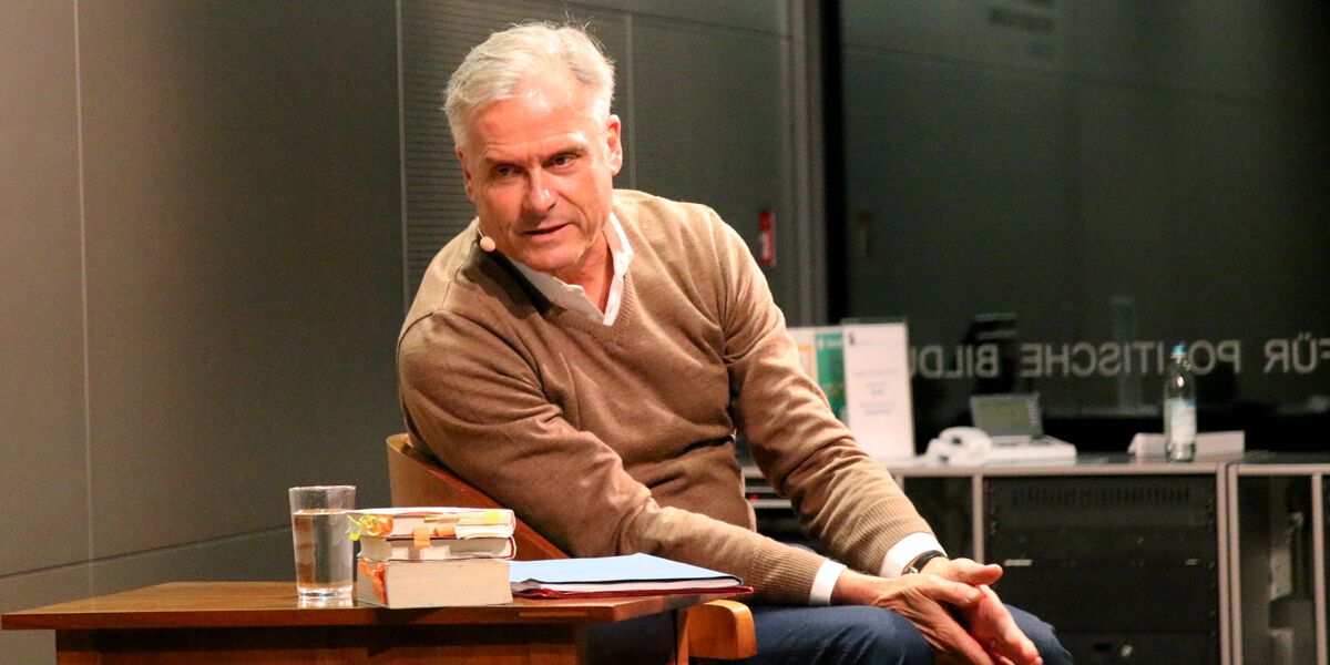 Kultur: Pandemie-Alltag mit Axel Hacke