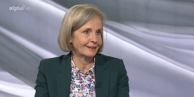 Ursula Münch von der Akademie für Politische Bildung im Studio von alpha-demokratie