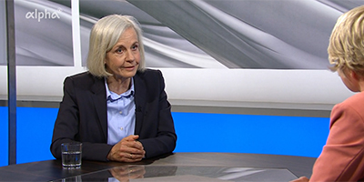 Ursula Münch im Gespräch mit Vera Cornette im Studio von ARD-alpha